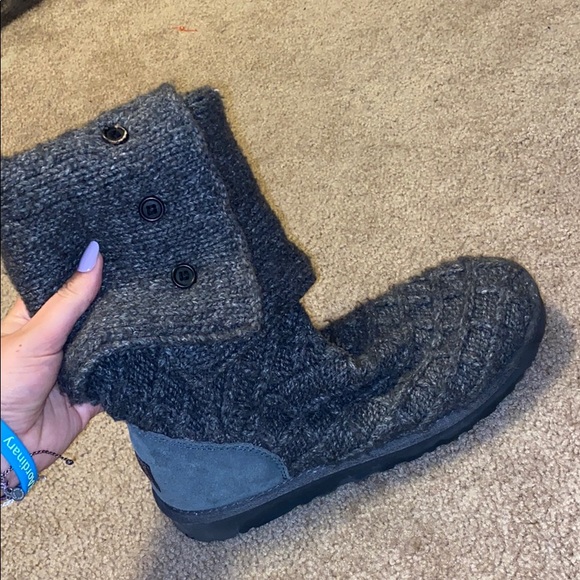 UGG Shoes - Gray Ugg cross knit boots